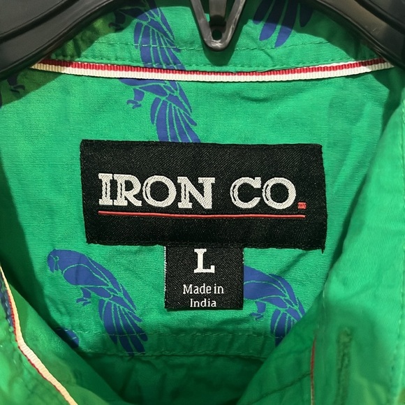 IRON CO Size L Button Down - Picture 2 of 3